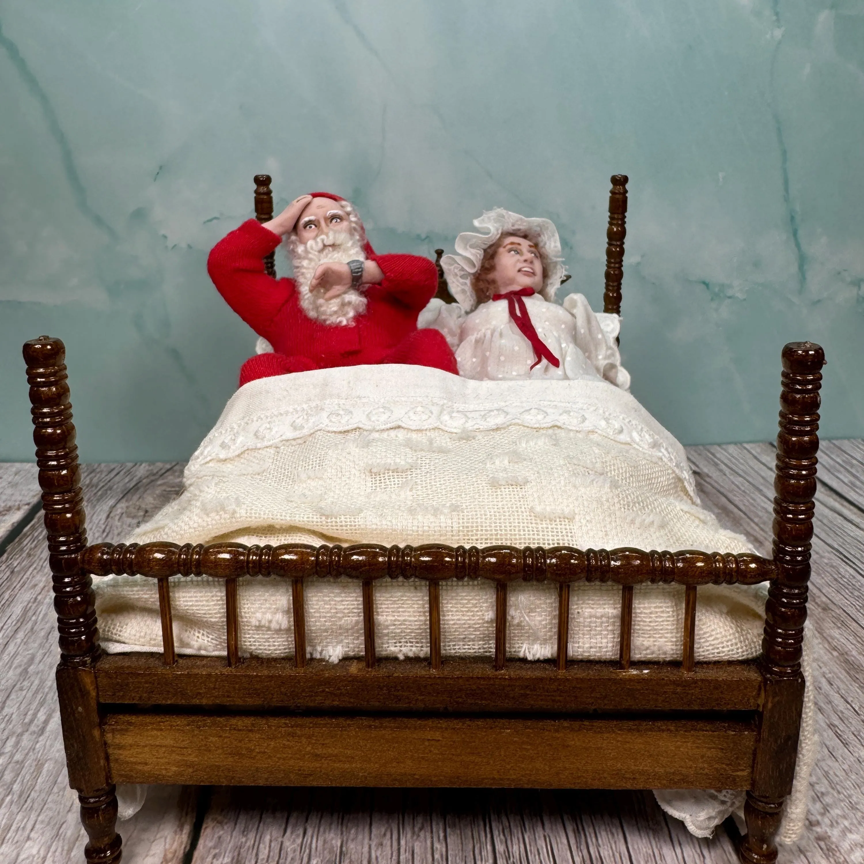 Dollhouse Miniature  ~ Artisan Twin Minis Handmade Hand Sculpted Santa & Mrs. Claus Dolls in Bed Christmas