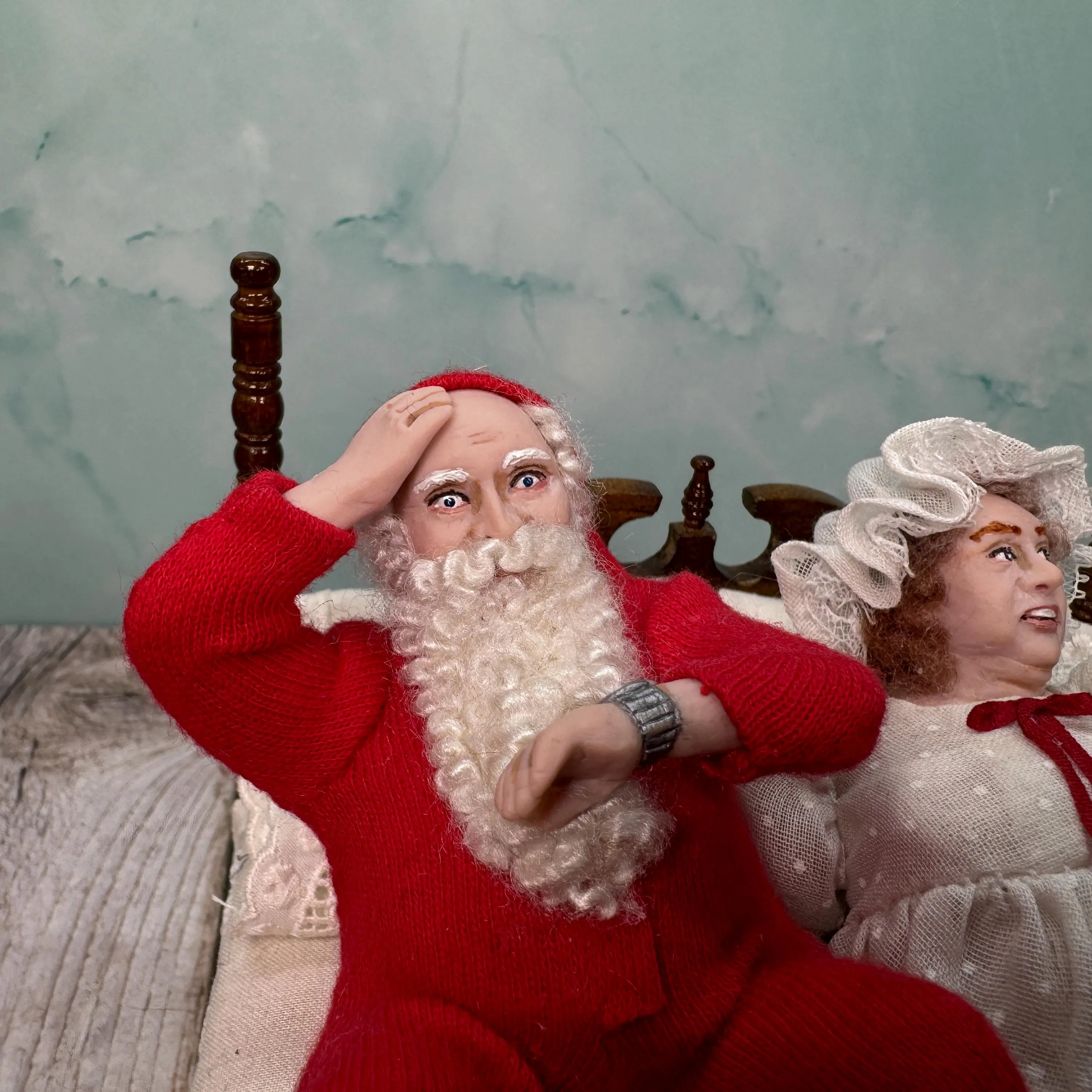 Dollhouse Miniature  ~ Artisan Twin Minis Handmade Hand Sculpted Santa & Mrs. Claus Dolls in Bed Christmas
