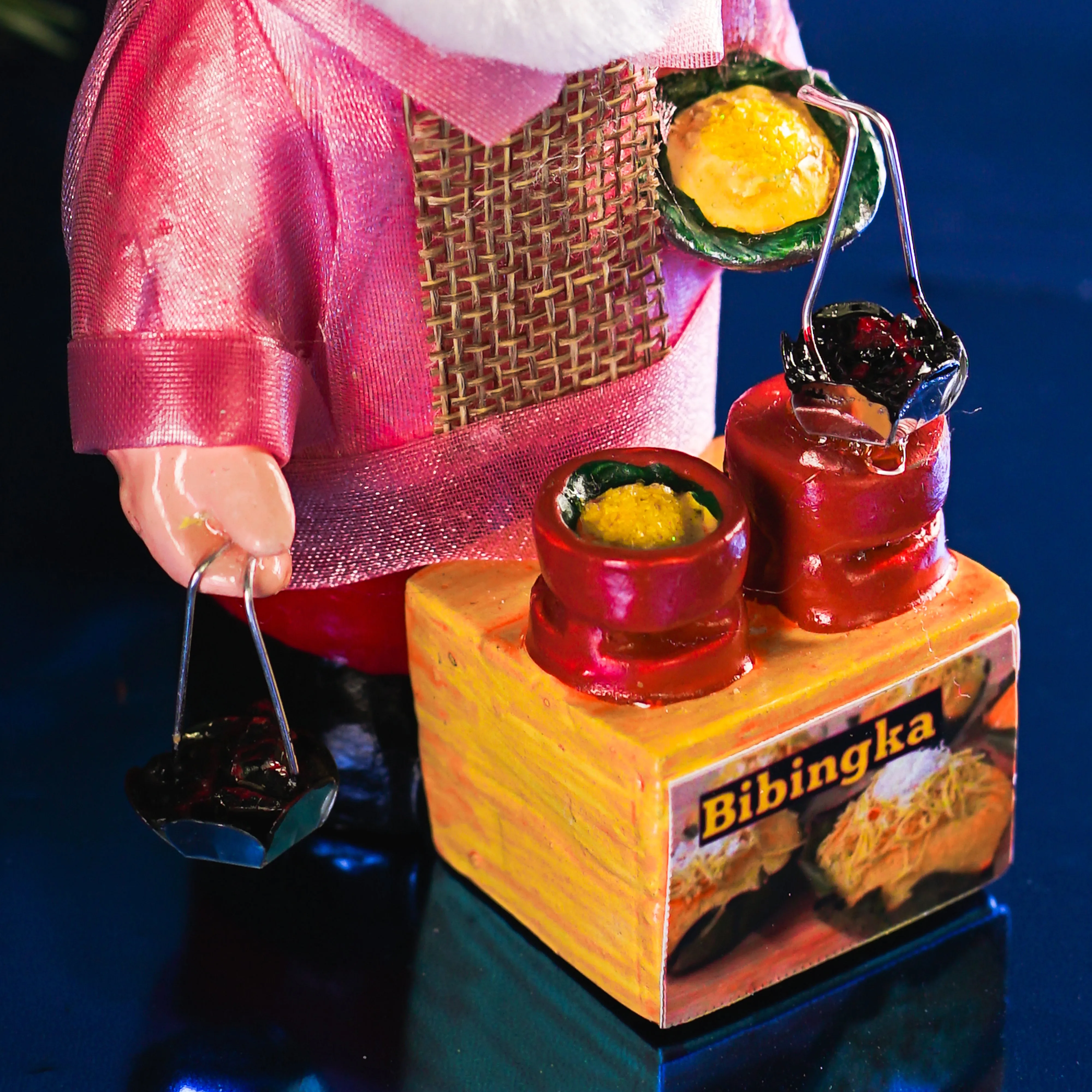 Mini Filipino Santa Claus - Bibingka